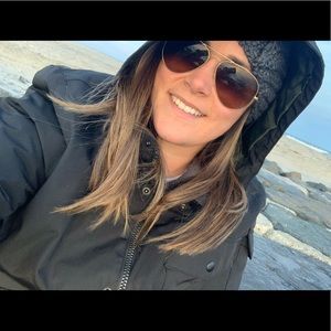 Meet your Posher, Gabrielle